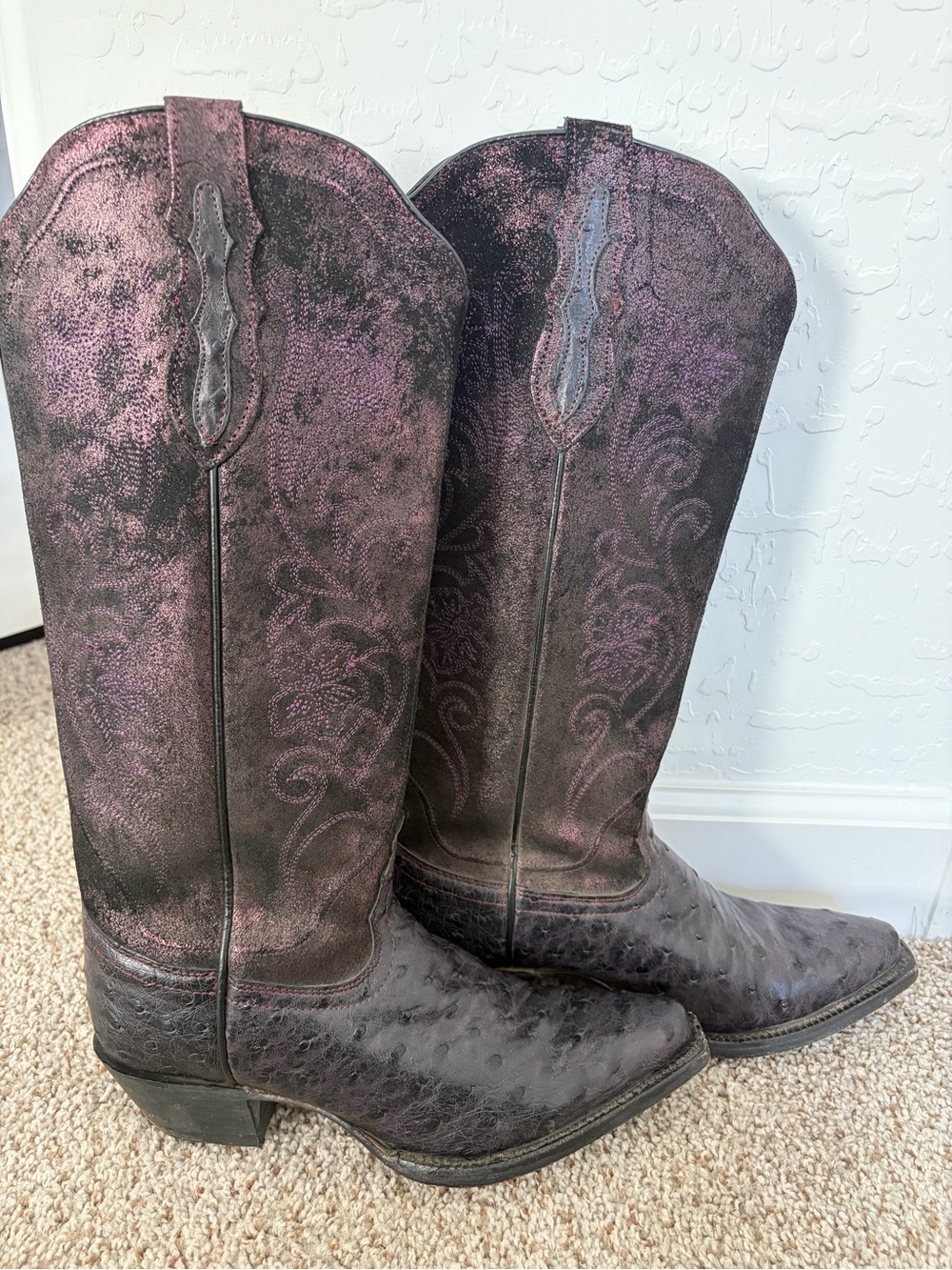 Tony Lama Genuine Ostrich Leather Western Boots (Vamp Genuine Ostrich)